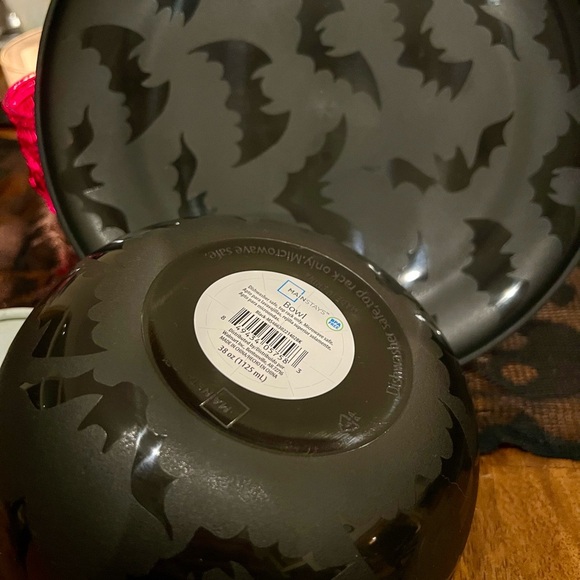 New Haunted Elegance Etched Black Bat Dinnerware 3-Piece Set - Picture 6 of 16